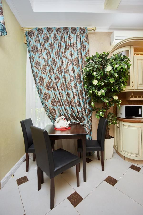 Terrace Garden Seaside Apartments Odesa Exterior photo